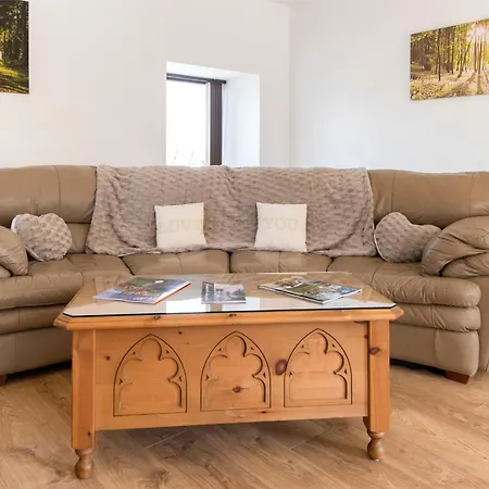 2 Bed In Nidderdale Hh011 Holiday home
